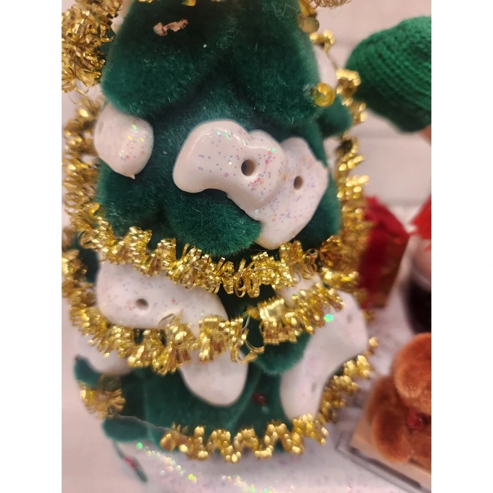Avon A Wonderful Countdown to Christmas Talking Lighted Snowman Advent Tree-READ